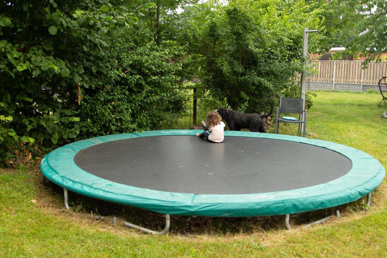 Op De Grens Villa Lommel Luaran gambar